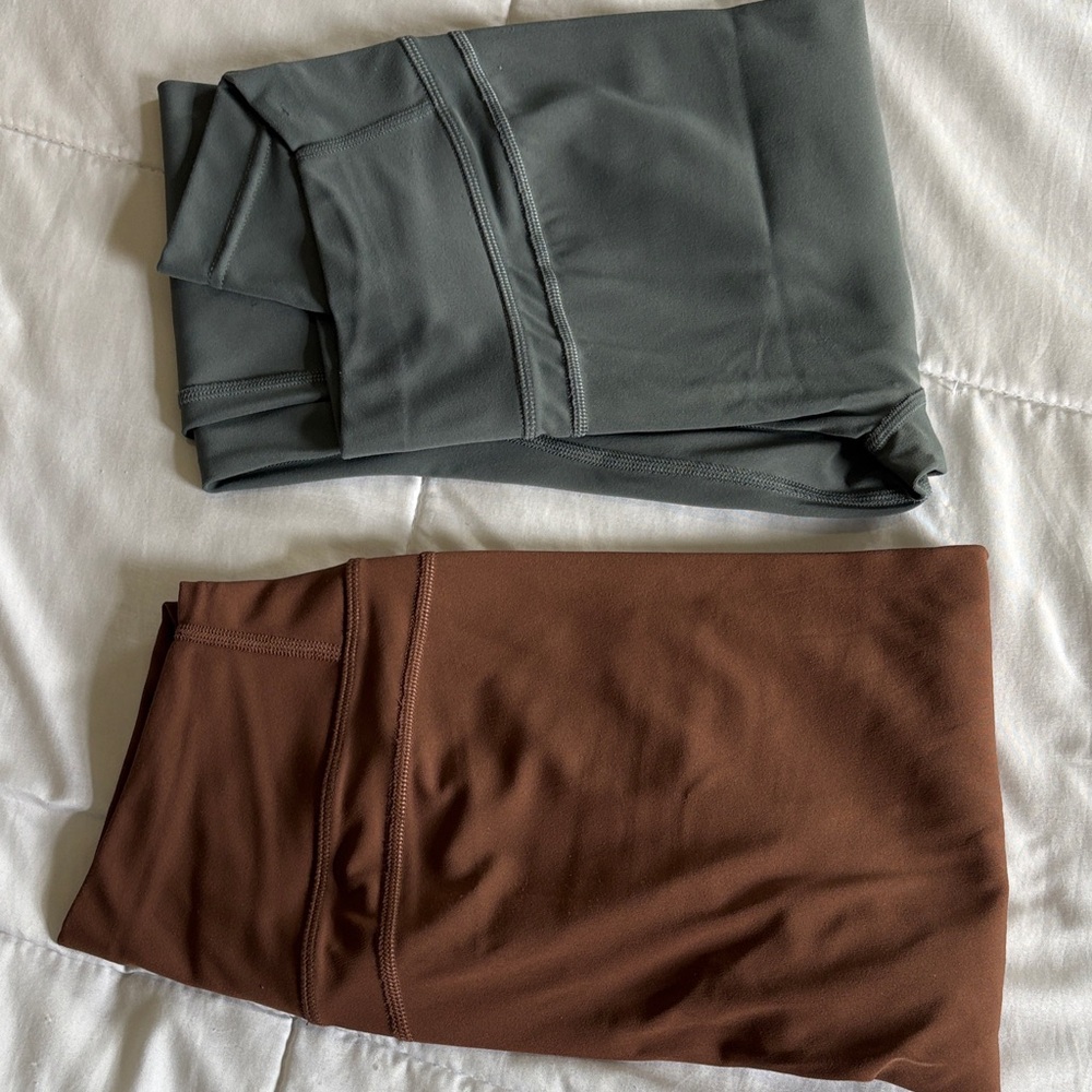 Stylish Women's Leggings - Gray and Brown
